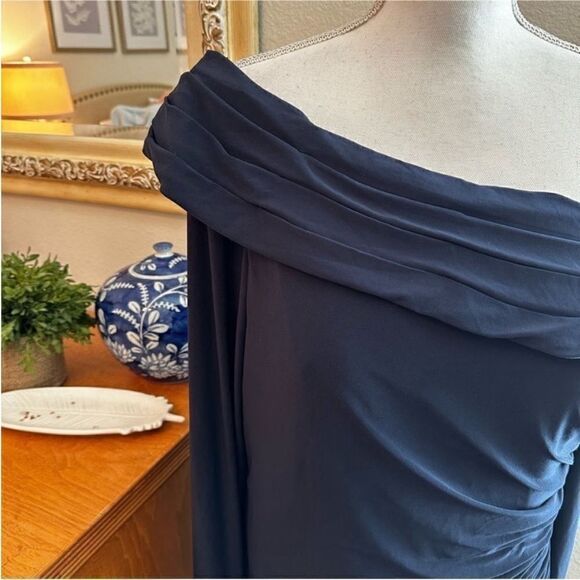 Mac Duggal Ruched Jersey Drop Shoulder Foldover Gown - Picture 4 of 8